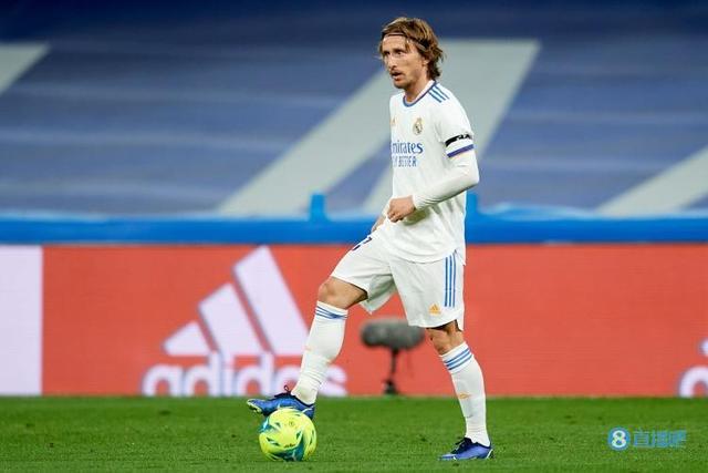 马卡：特尔施特根参加巴萨今日合练，有望复出入选欧冠大名单