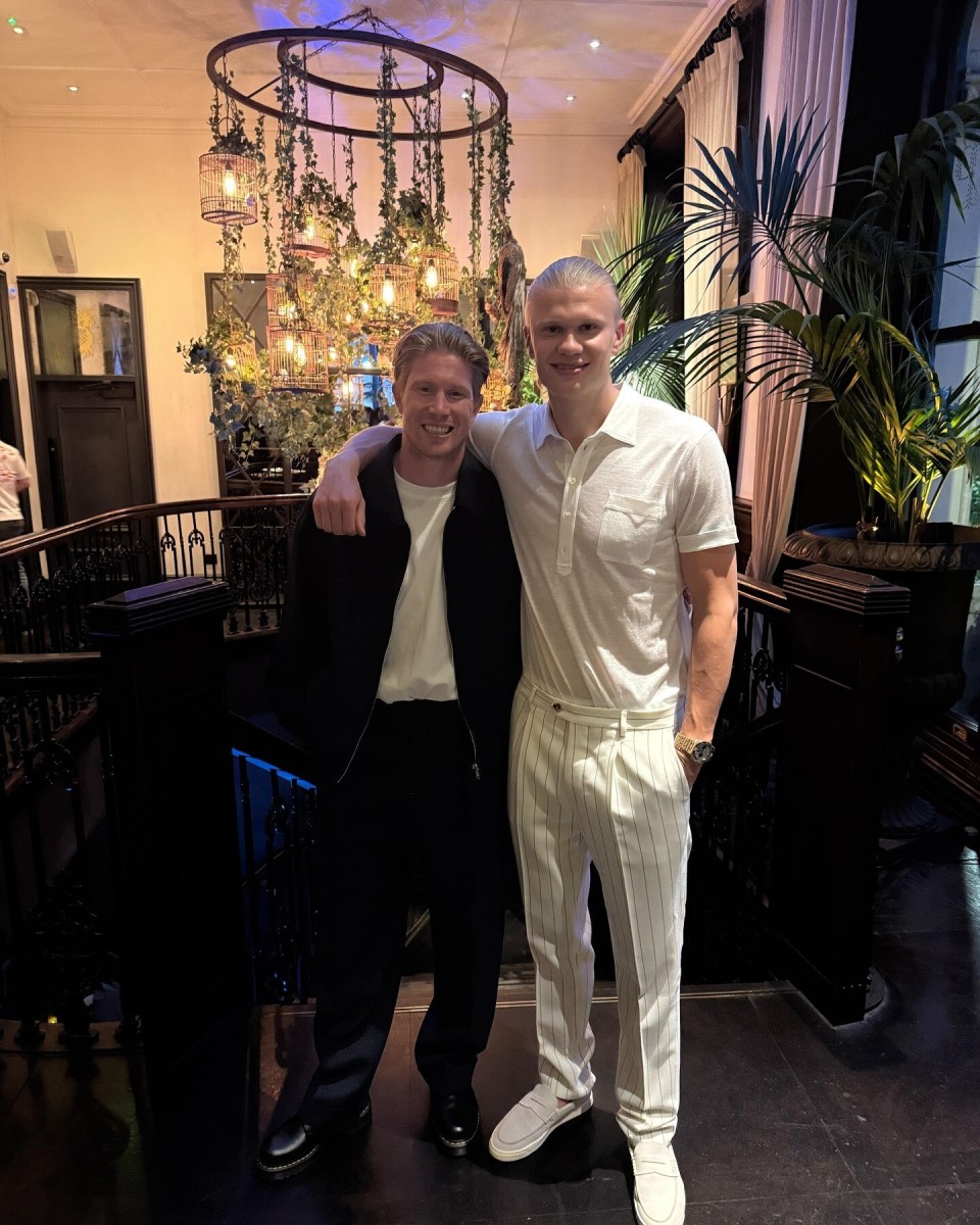 F1：周冠宇凯迪拉克车队储备车手